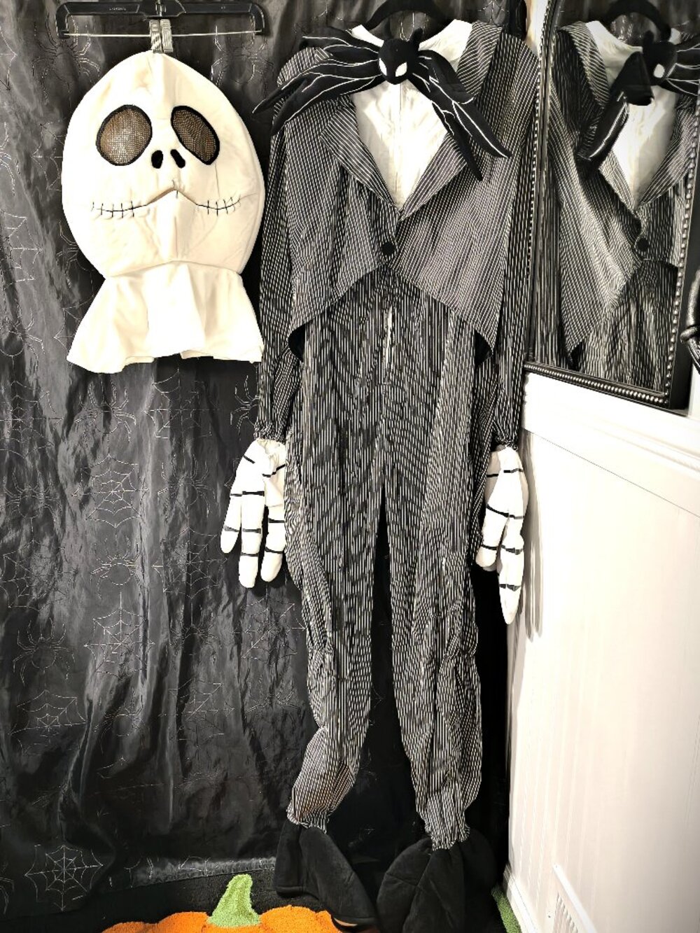 Retired Disney Store, Jack Skellington Costume, with mask Size L- machine wash!!